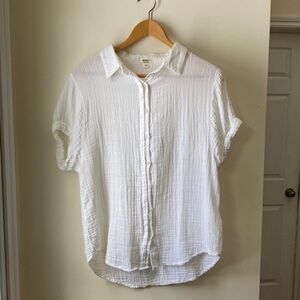 Dylan- White Button-Up Shirt, short sleeves, crinkle, x-small, NWOT
